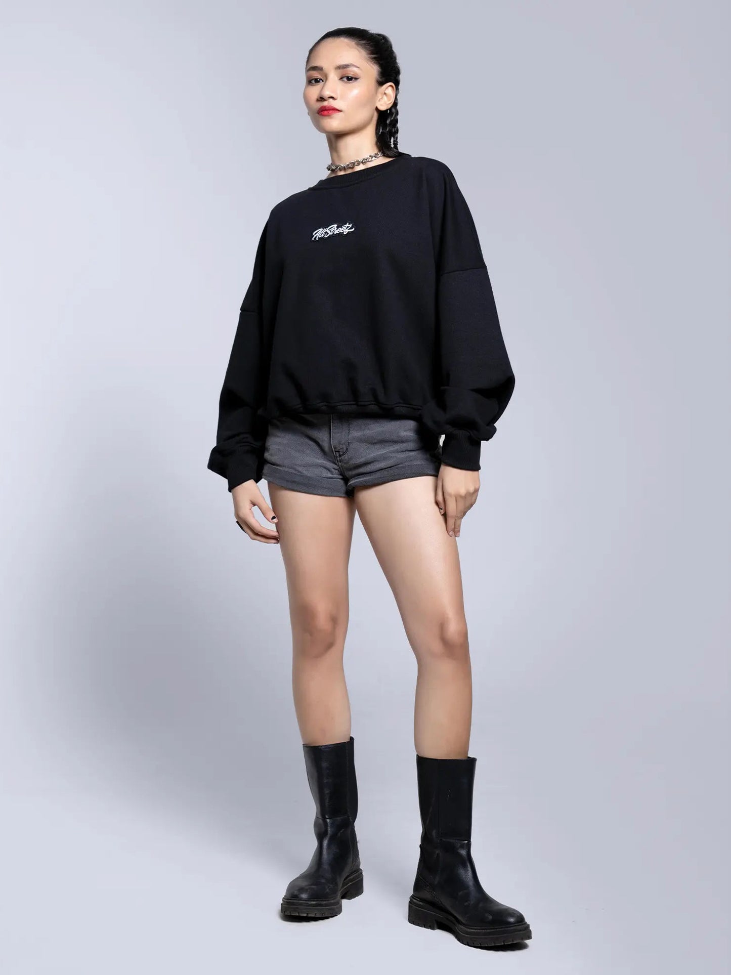 Bold Black Oversized Sweatshirt